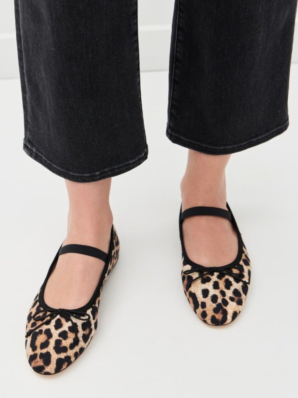 LOEFFLER RANDALL Leonie Soft Ballet Flats Size 7 Leopard Jersey Bow NEW - Picture 2 of 13